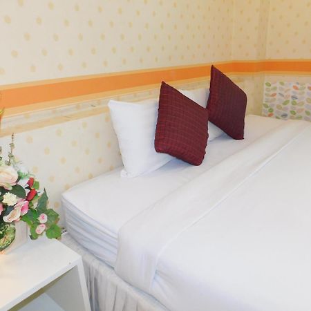 Be Fine Guesthouse Phuket Exterior photo